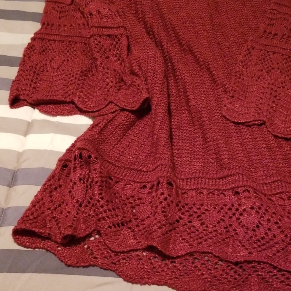LC Beautiful  top - Picture 3 of 4